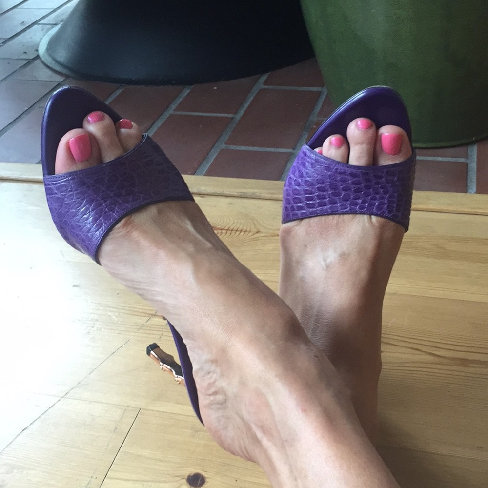 Tom Ford's Last Gucci Runway Purple Crocodile - Picture 8 of 8